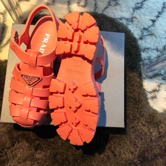 Prada Rubber Monolith sandals - Picture 4 of 10